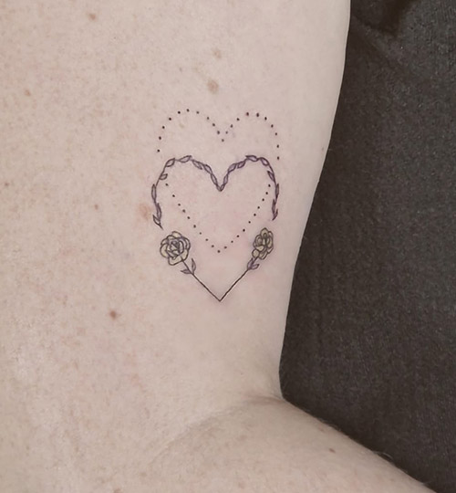 009-roses-hearts-tattoo